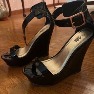 Charlotte RUSSE PLATFORM HEEL